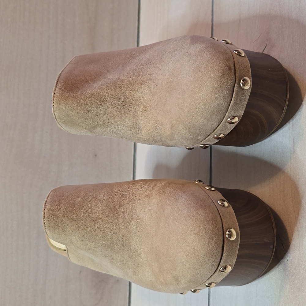 Jessica Simpson Platform Clogs - Picture 2 of 7
